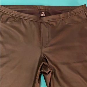 Hue Faux Leather leggings